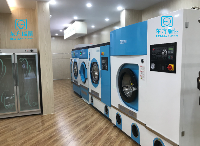 東方瑞儷干洗店加盟 高品質(zhì)設(shè)備是你營(yíng)收利器